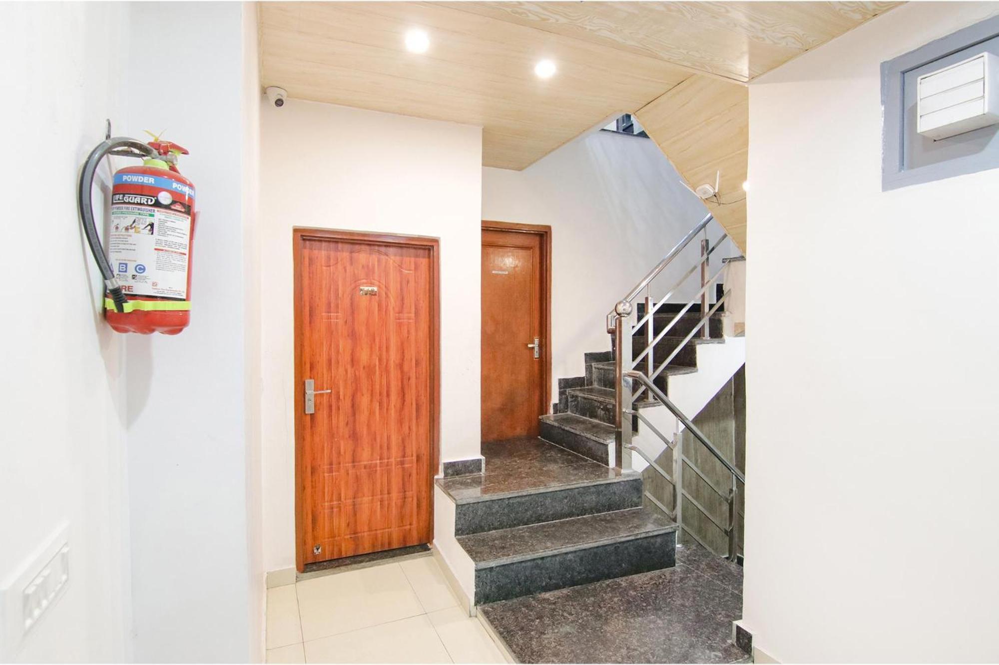 Fabexpress Kalsia Homestay - Nr Radha Krishna Mandir Mussoorie Exterior foto